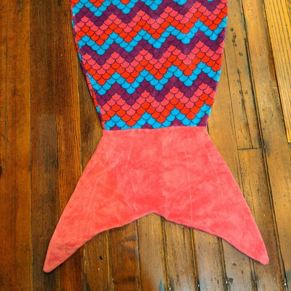 SleepyHeads Fish Tail Pajamas Multicolor One Size 56x22 Mermaid - Picture 4 of 6